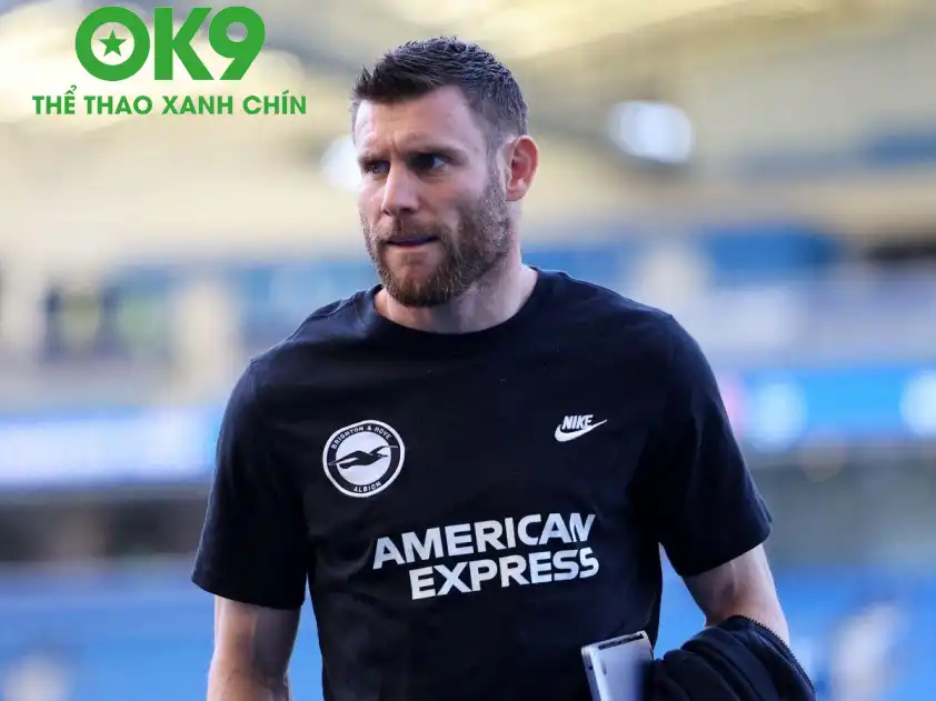 Ở tuổi 39, Milner vẫn cho thấy tầm ảnh hưởng mỗi khi vào sân thi đấu cho Brighton từ băng ghế dự bị (Ảnh: Reuters) Ở tuổi 39, Milner vẫn cho thấy tầm ảnh hưởng mỗi khi vào sân thi đấu cho Brighton từ băng ghế dự bị (Ảnh: Reuters)