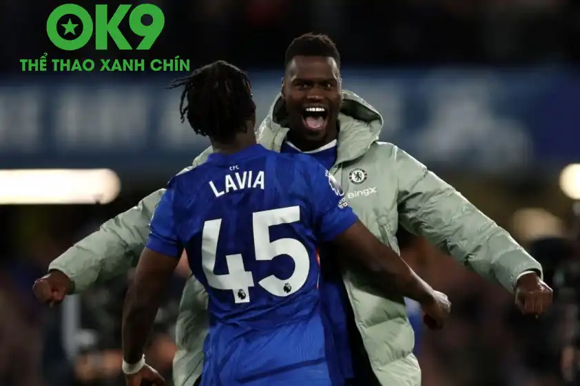 Badiashile rời sân ở phút 55 để nhường chỗ cho Lavia (Ảnh: Evening Standard). Badiashile rời sân ở phút 55 để nhường chỗ cho Lavia (Ảnh: Evening Standard).